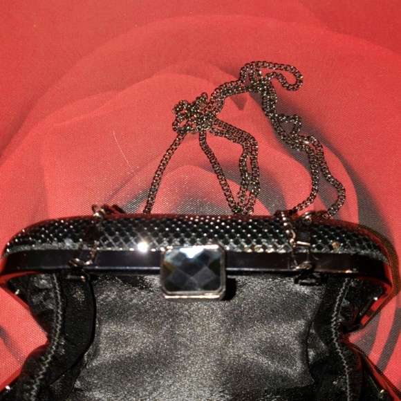 Kate Landry Clutch - Picture 5 of 6